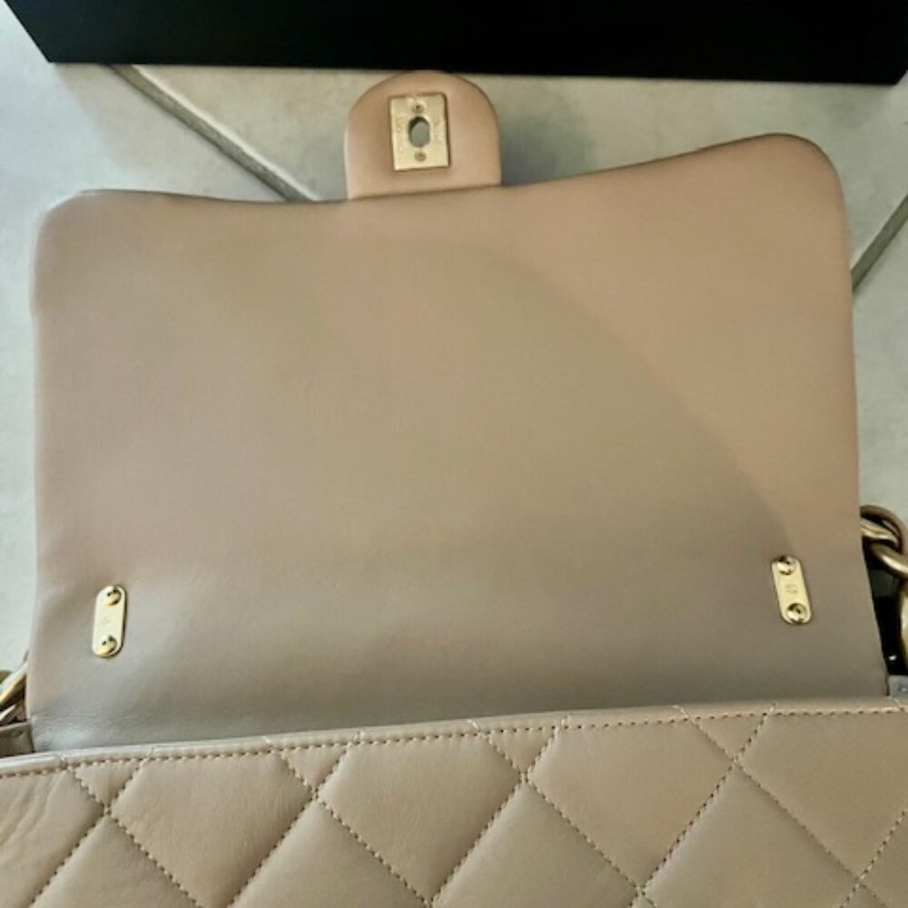 Chanel Funky Town Flap bag - Picture 14 of 16